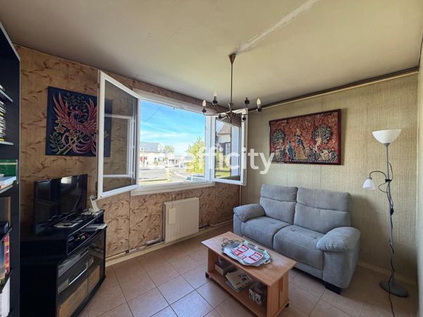 Maison
         5 pièces
        - 85 m² Exclusivité 239 950 € *