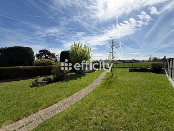 Maison
         5 pièces
        - 85 m² Exclusivité 239 950 € *