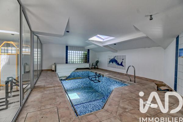 Maison à vendre 8 pièces 357 m² Laval