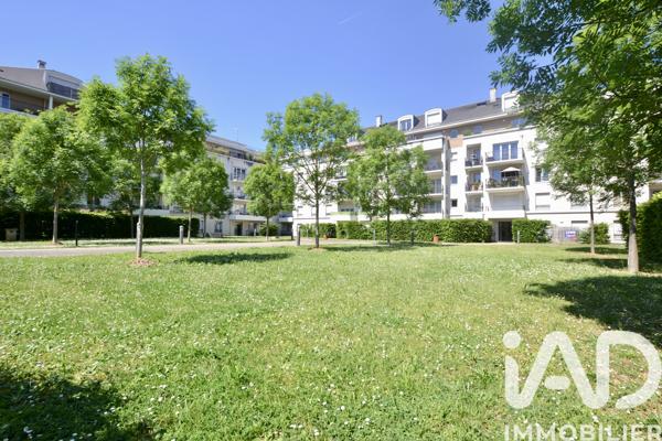 Appartement à vendre 3 pièces 65,59 m² Carrières-sous-Poissy