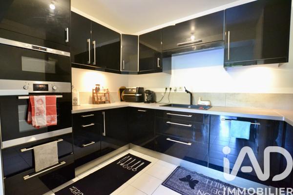 Appartement à vendre 3 pièces 65,59 m² Carrières-sous-Poissy