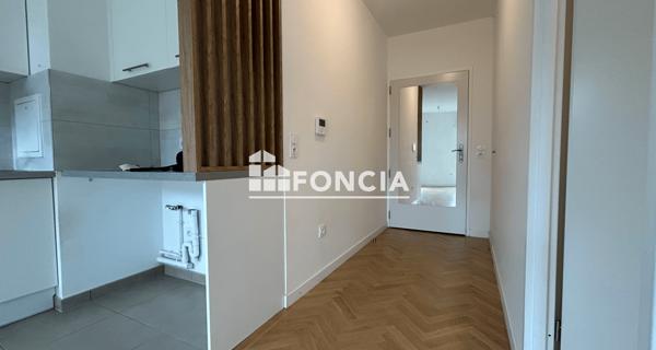 Location Appartement 2 pièces 42.37 m² - Chatou 78400