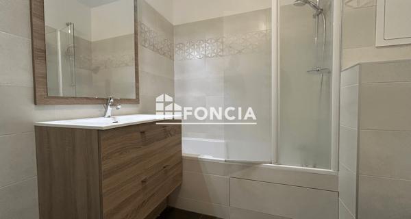 Location Appartement 2 pièces 42.37 m² - Chatou 78400