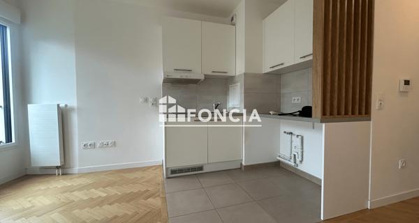 Location Appartement 2 pièces 42.37 m² - Chatou 78400