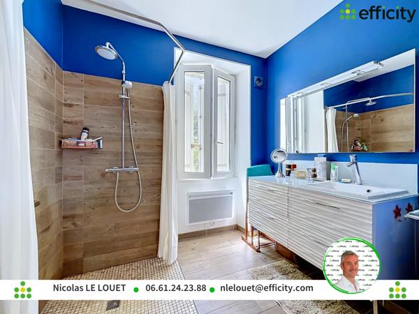 Maison
         7 pièces
        - 260 m² 395 000 € *