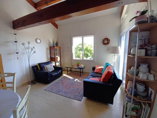 APPARTEMENT DE TYPE 4 PIECES A PLASCASSIER