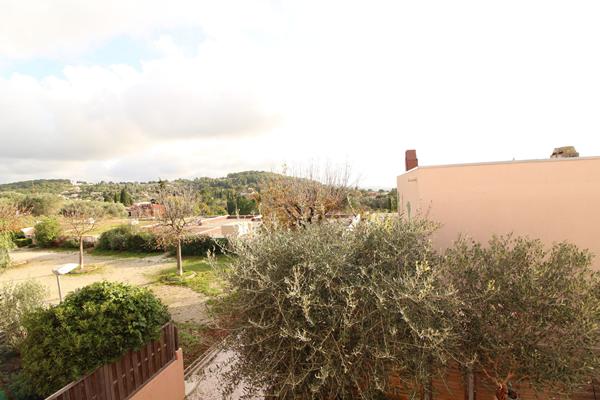 APPARTEMENT DE TYPE 4 PIECES A PLASCASSIER