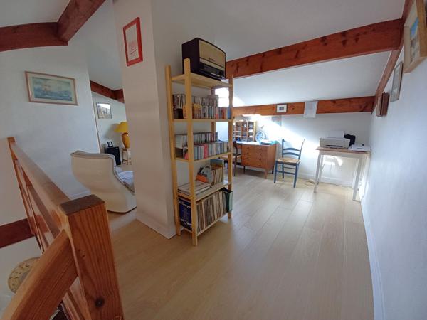 APPARTEMENT DE TYPE 4 PIECES A PLASCASSIER