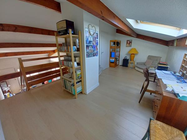 APPARTEMENT DE TYPE 4 PIECES A PLASCASSIER