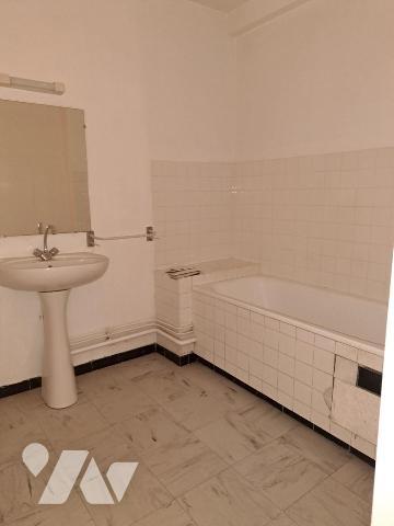 A VENDRE APPT T4 QUARTIER SABLONS