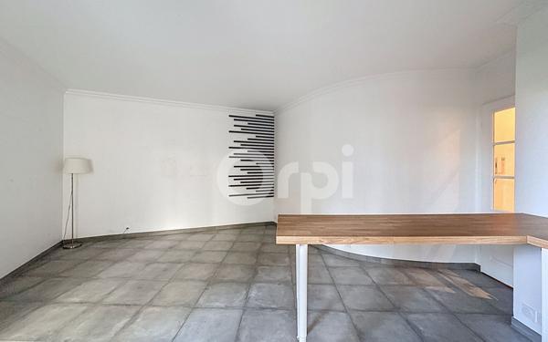 Appartement à vendre    1 pièce • 26,62 m2 Le Perreux-sur-Marne