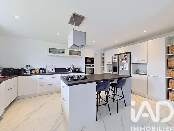 Maison à vendre 7 pièces 187 m² Bourgbarré