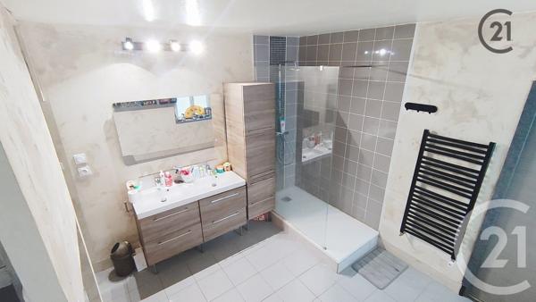 Maison à vendre  7 pièces - 175 m2 VERT ST DENIS - 77