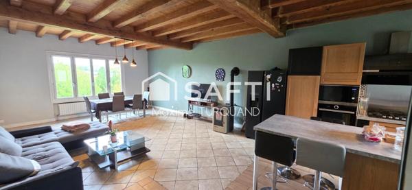 Pavillon sur sous-sol 187m², 5 chambres, 2500m² de terrain.