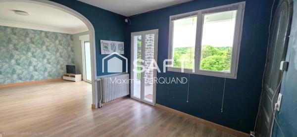 Pavillon sur sous-sol 187m², 5 chambres, 2500m² de terrain.