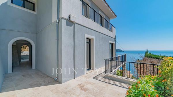 ROQUEBRUNE CAP MARTIN GOLF BLEU - 3 PIECES - VUE MER PANORAMIQUE - GARAGE - Piscine