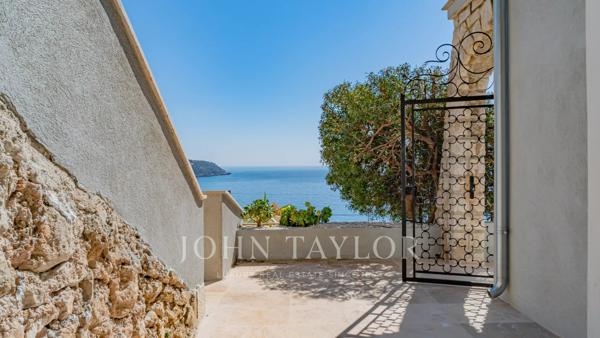 ROQUEBRUNE CAP MARTIN GOLF BLEU - 3 PIECES - VUE MER PANORAMIQUE - GARAGE - Piscine