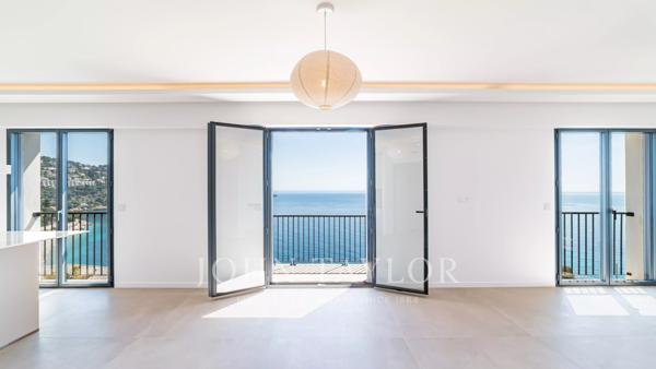 ROQUEBRUNE CAP MARTIN GOLF BLEU - 3 PIECES - VUE MER PANORAMIQUE - GARAGE - Piscine