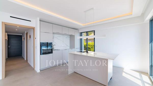 ROQUEBRUNE CAP MARTIN GOLF BLEU - 3 PIECES - VUE MER PANORAMIQUE - GARAGE - Piscine