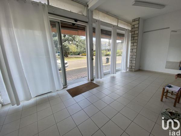 Boutique/Local commercial à vendre 56 m² Le Passage