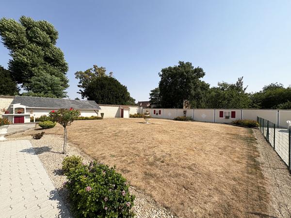 Maison de village avec piscine - Proche DOURDAN (91410) - 10 pièce(s) 240 m2