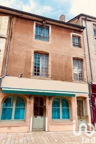 Immeuble à vendre 117 m² Cluny