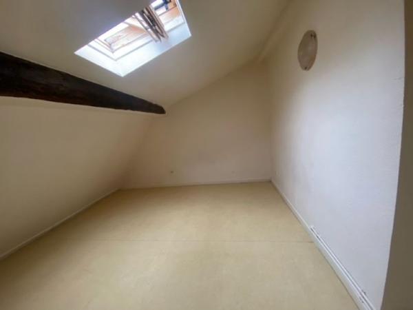 LUNEVILLE : appartement F2 (37 m²) à louer