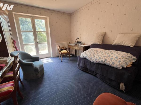 Vertou Le Planty, propriété de 1977 sur parcelle de 6500m², 5 chambres, parc, piscine