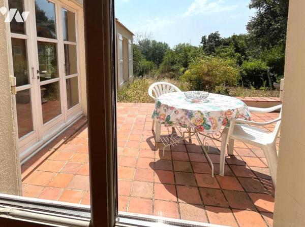 Vertou Le Planty, propriété de 1977 sur parcelle de 6500m², 5 chambres, parc, piscine