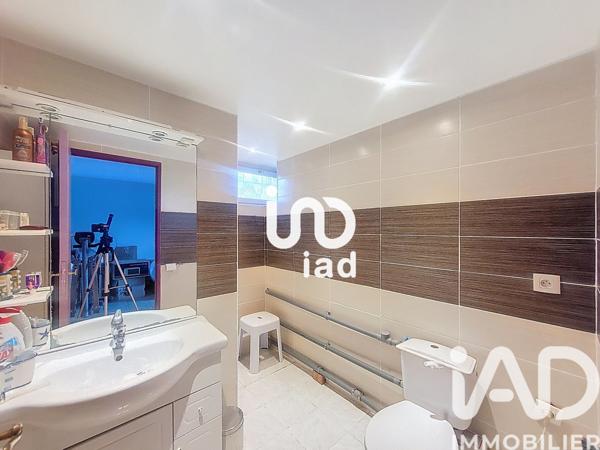 Maison à vendre 9 pièces 171 m² Saint-Michel-de-Volangis