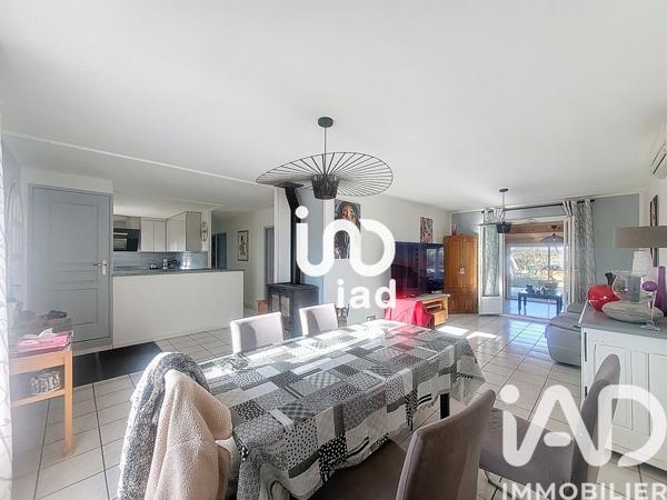 Maison à vendre 9 pièces 171 m² Saint-Michel-de-Volangis