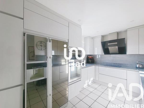 Maison à vendre 9 pièces 171 m² Saint-Michel-de-Volangis