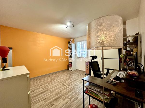 Élégant appartement avec terrasse ensoleillée!