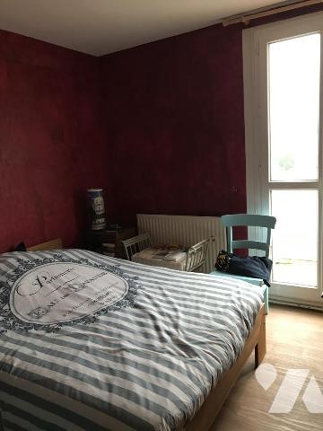 Appartement T5 - 6ème étage avec ascenseur - Balcon - Cave - Garage . 96,5 m².