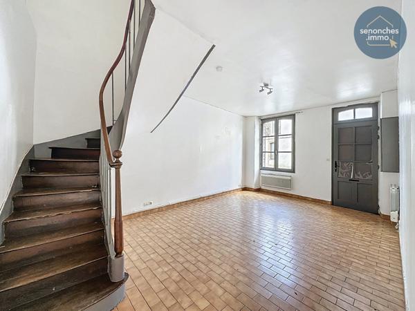 Maison de bourg à vendre à Brezolles (28270) – Charme, potentiel et emplacement privilégié