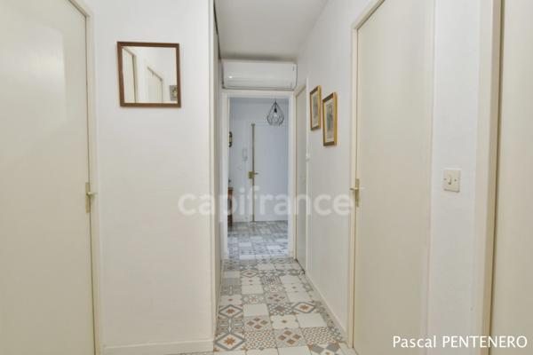 Villeurbanne limite Lyon 3 - T4 familial 3 CH – Rénové 2021 – Garage – Tram 5 min