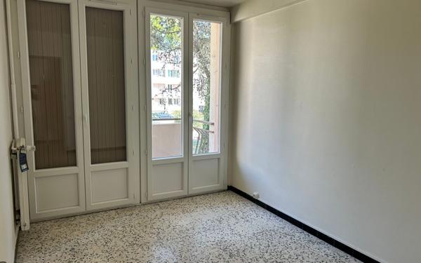 Appartement à vendre    4 pièces • 69,42 m2 Avignon