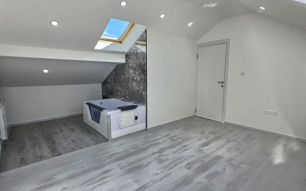 Appartement à vendre    5 pièces • 87,50 m2 Freyming-Merlebach