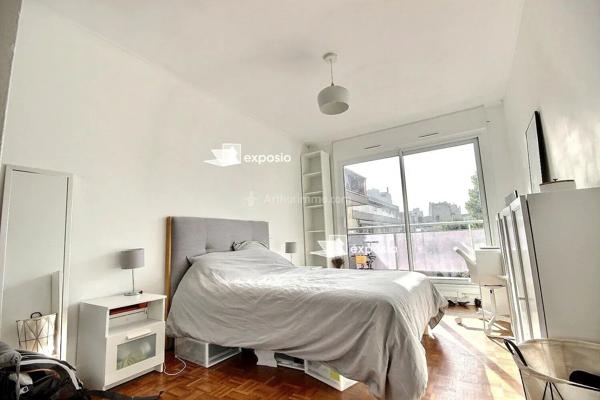 Location                                                      Appartement
                        
                     4 pièces                      81 m2                     à Asnières-sur-Seine