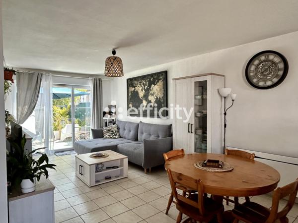 Maison
         4 pièces
        - 80 m² 169 000 € *