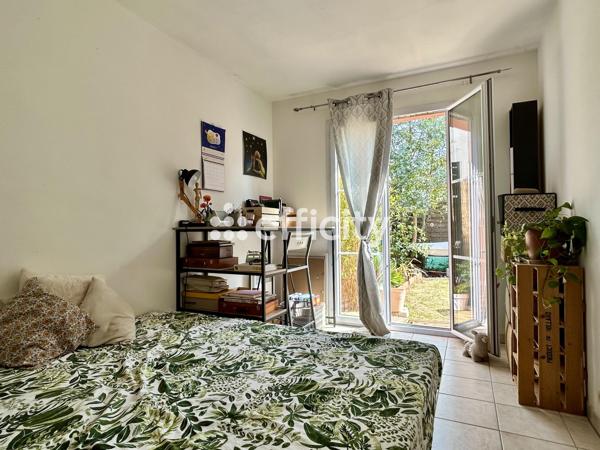 Maison
         4 pièces
        - 80 m² 169 000 € *