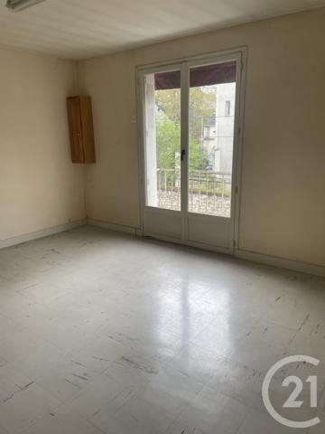 Immeuble à vendre  90 m 2   CHATELLERAULT  - 86