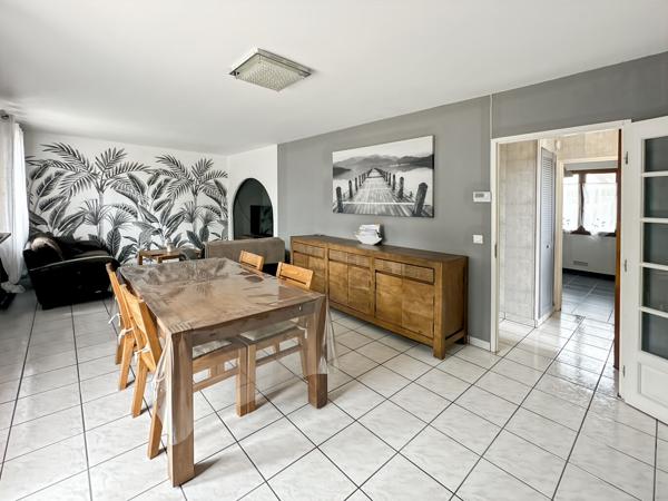 Plain pied 5 chambres Dépendances Jardin