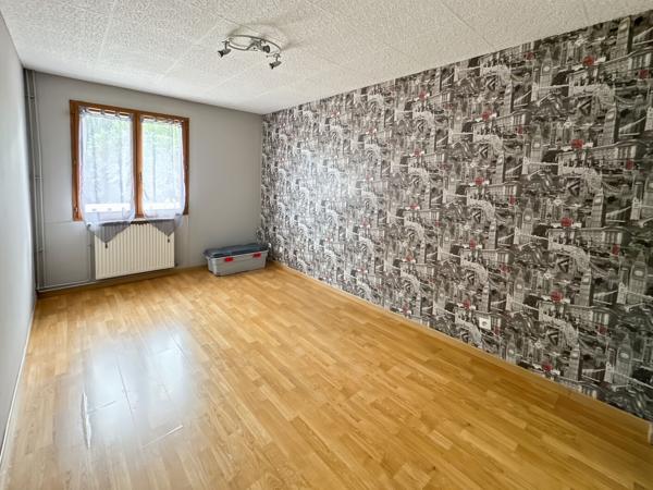 Plain pied 5 chambres Dépendances Jardin
