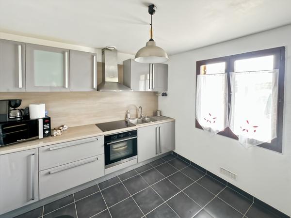 Plain pied 5 chambres Dépendances Jardin