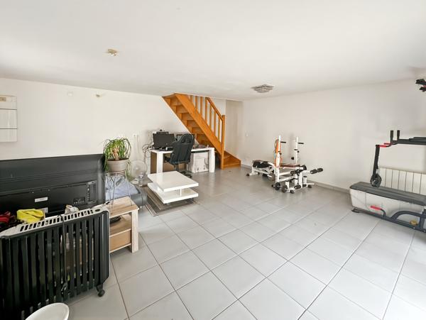 Plain pied 5 chambres Dépendances Jardin