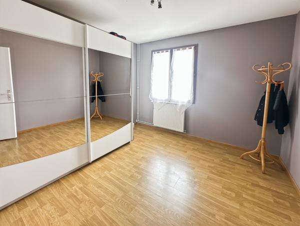 Plain pied 5 chambres Dépendances Jardin