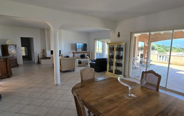 Vente Villa Pleine vue mer rénové(e) Ajaccio   