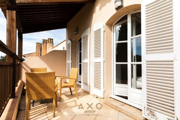 GASSIN - DOMAINE DU GOLF - MAISON - T5 - 130 M2 - JARDIN - JACUZZI - PARKING - 1 350 000