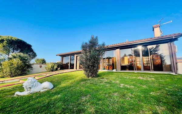 Maison à vendre    5 pièces •  Castelginest